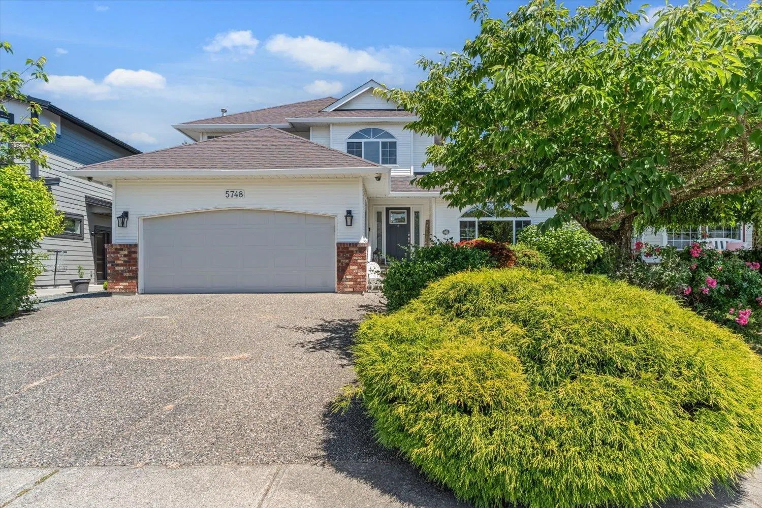 Photo 1 of 40 at 5748 Montesina Place