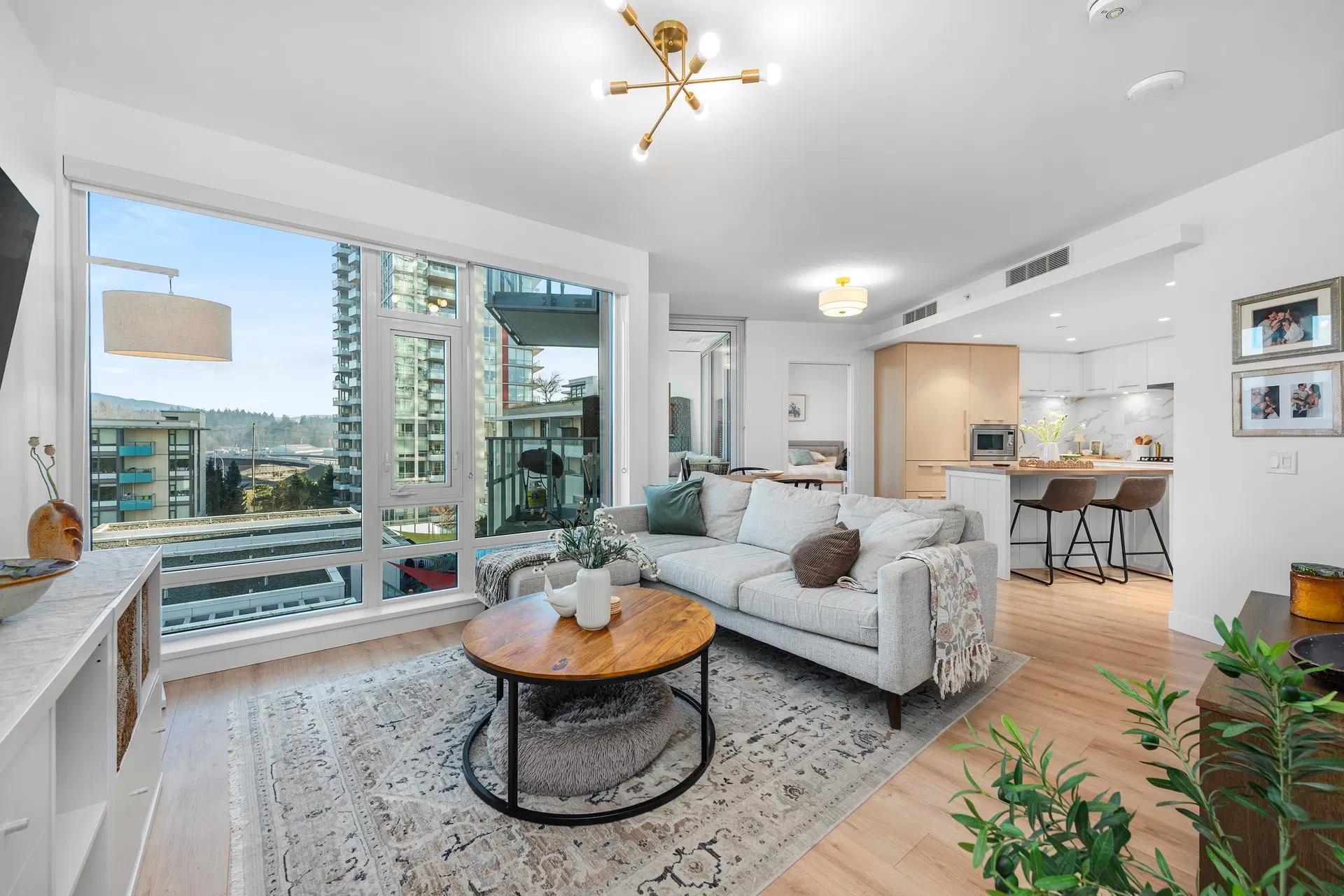 #603 – 1500 Fern Street