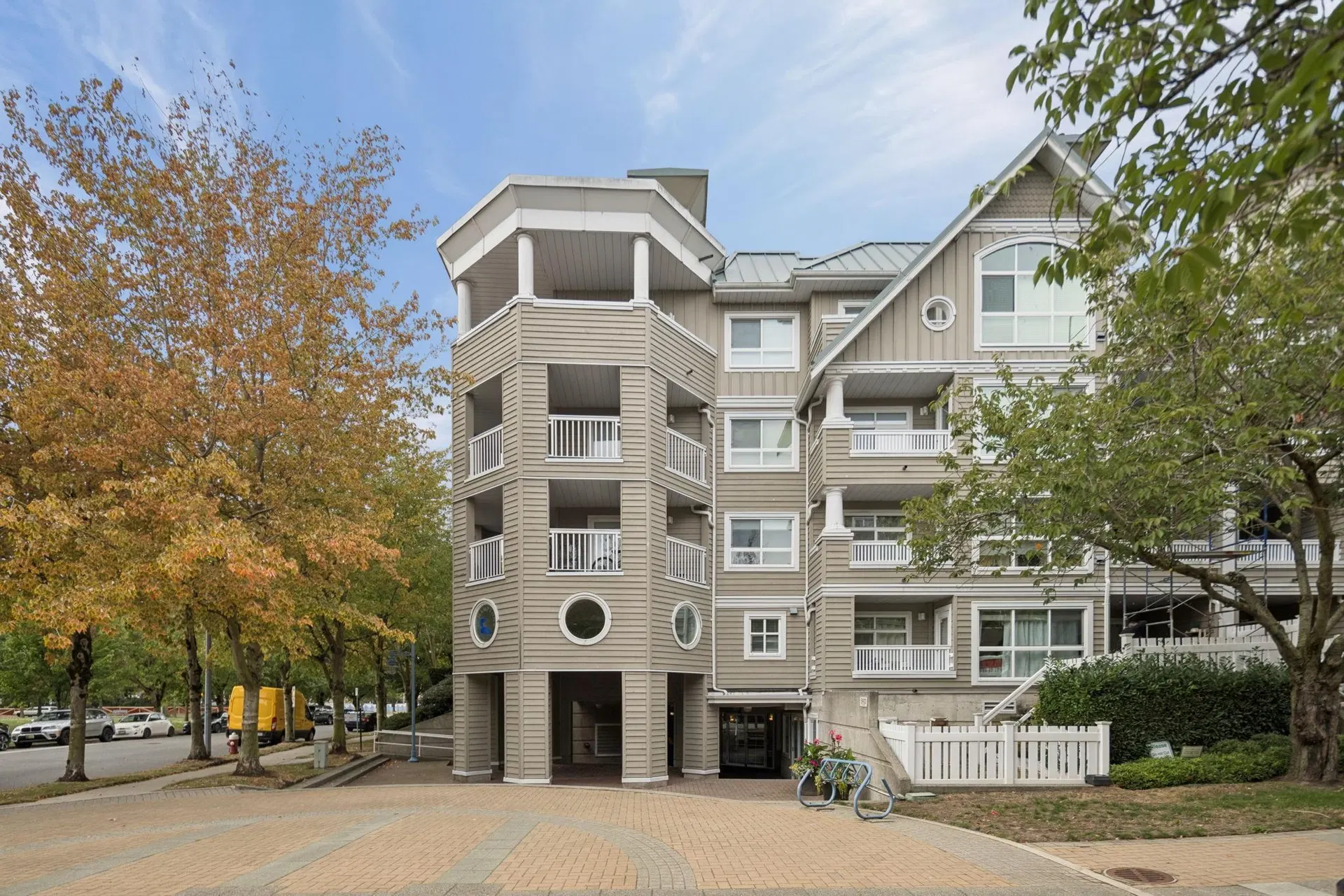 Photo 1 of 36 at #323 – 5900 Dover Crescent