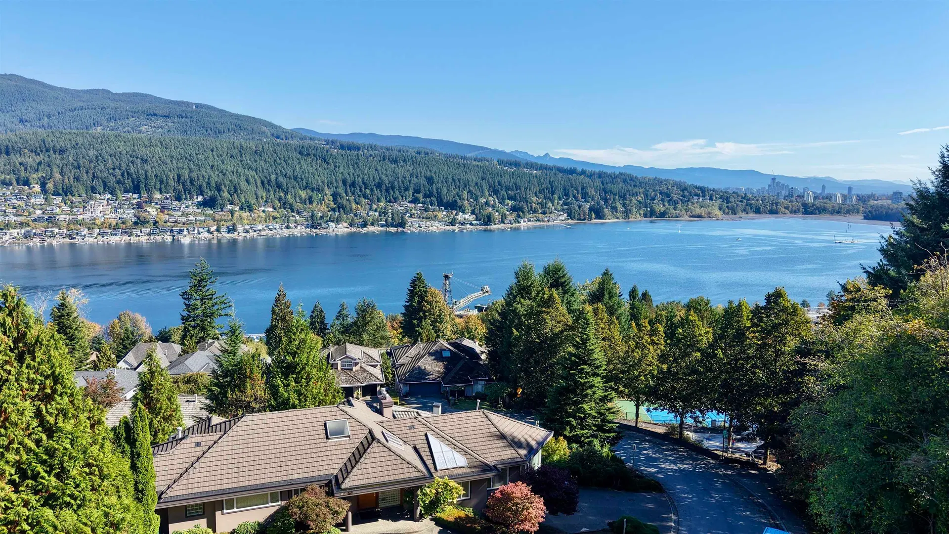 Photo 1 of 6 at 19 Burrard Crescent