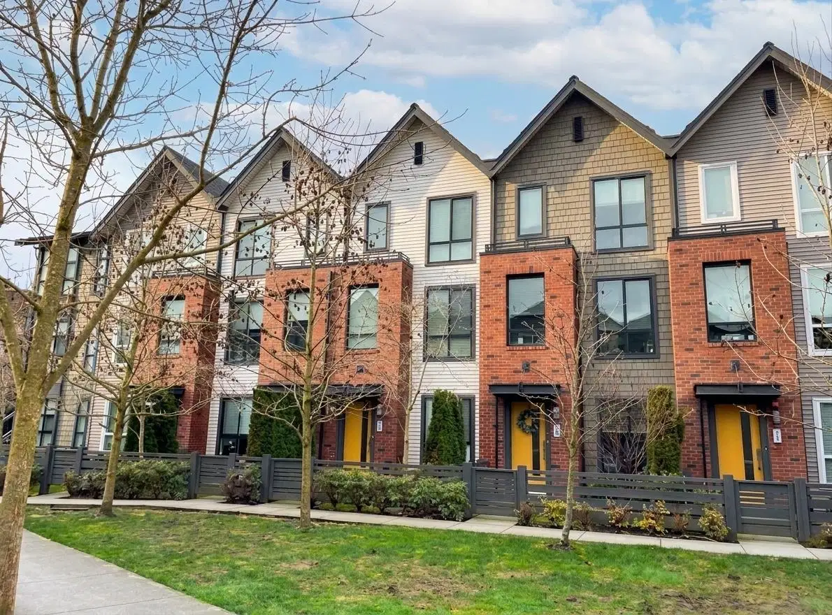 #11 – 2371 Ranger Lane