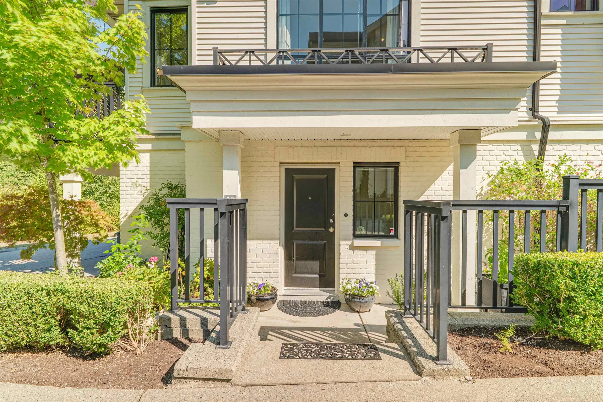Photo 2 of 40 at #39 – 14888 62 Avenue