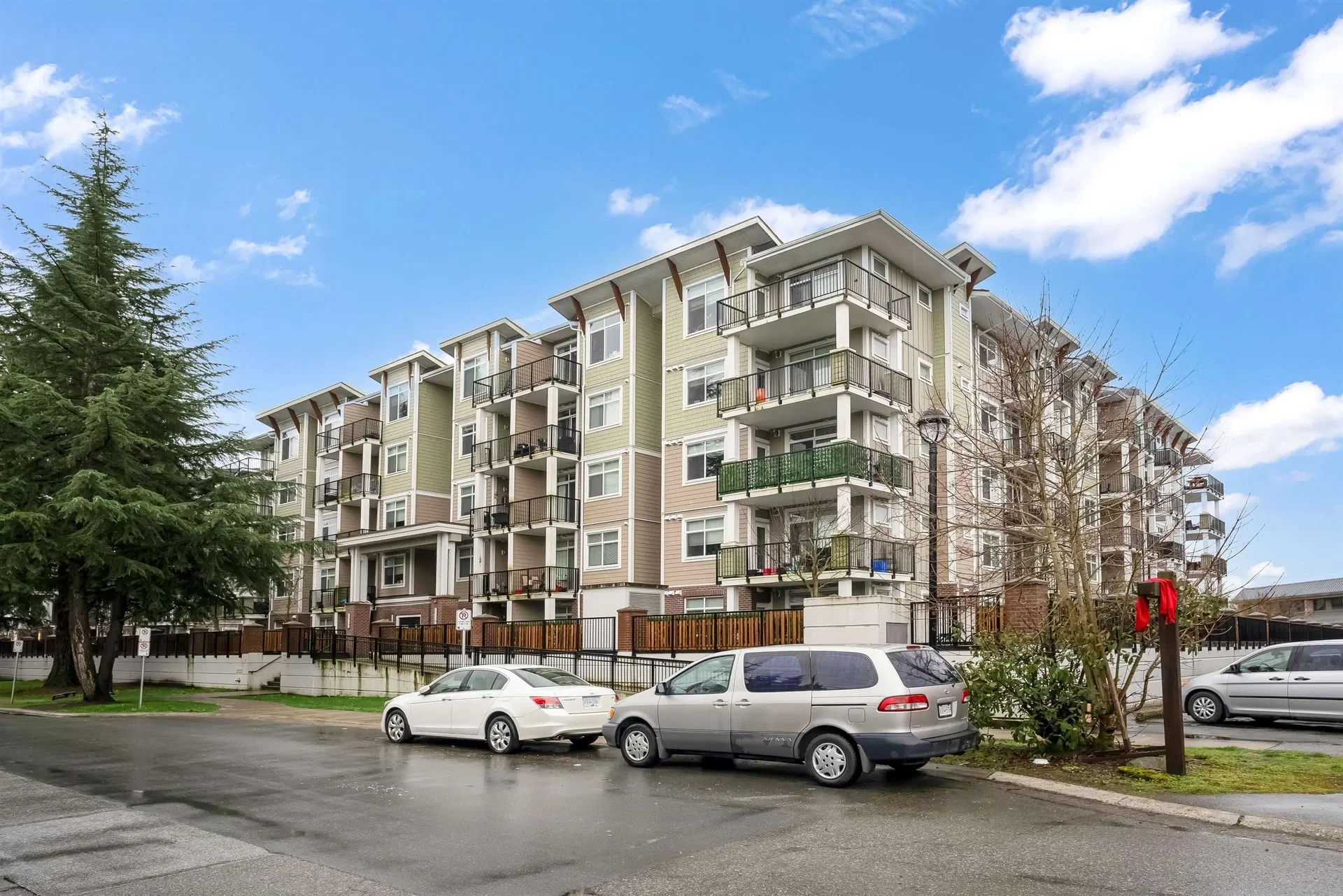 Photo 1 of 25 at #107 – 20686 Eastleigh Crescent