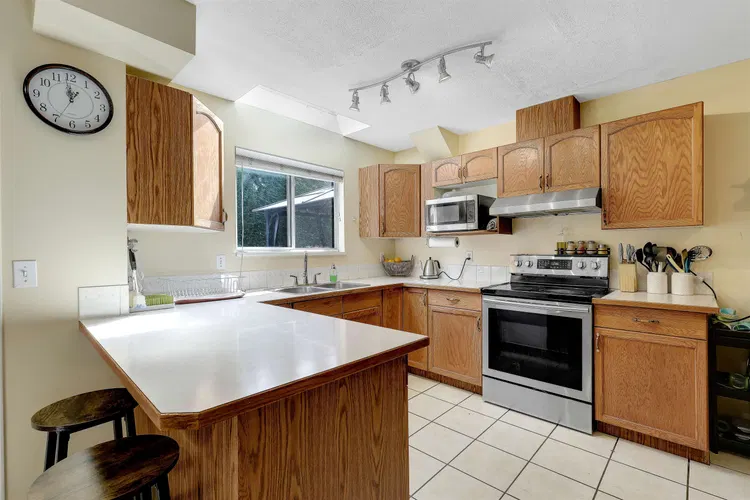 Photo 3 of 38 at #116 – 15501 89a Avenue