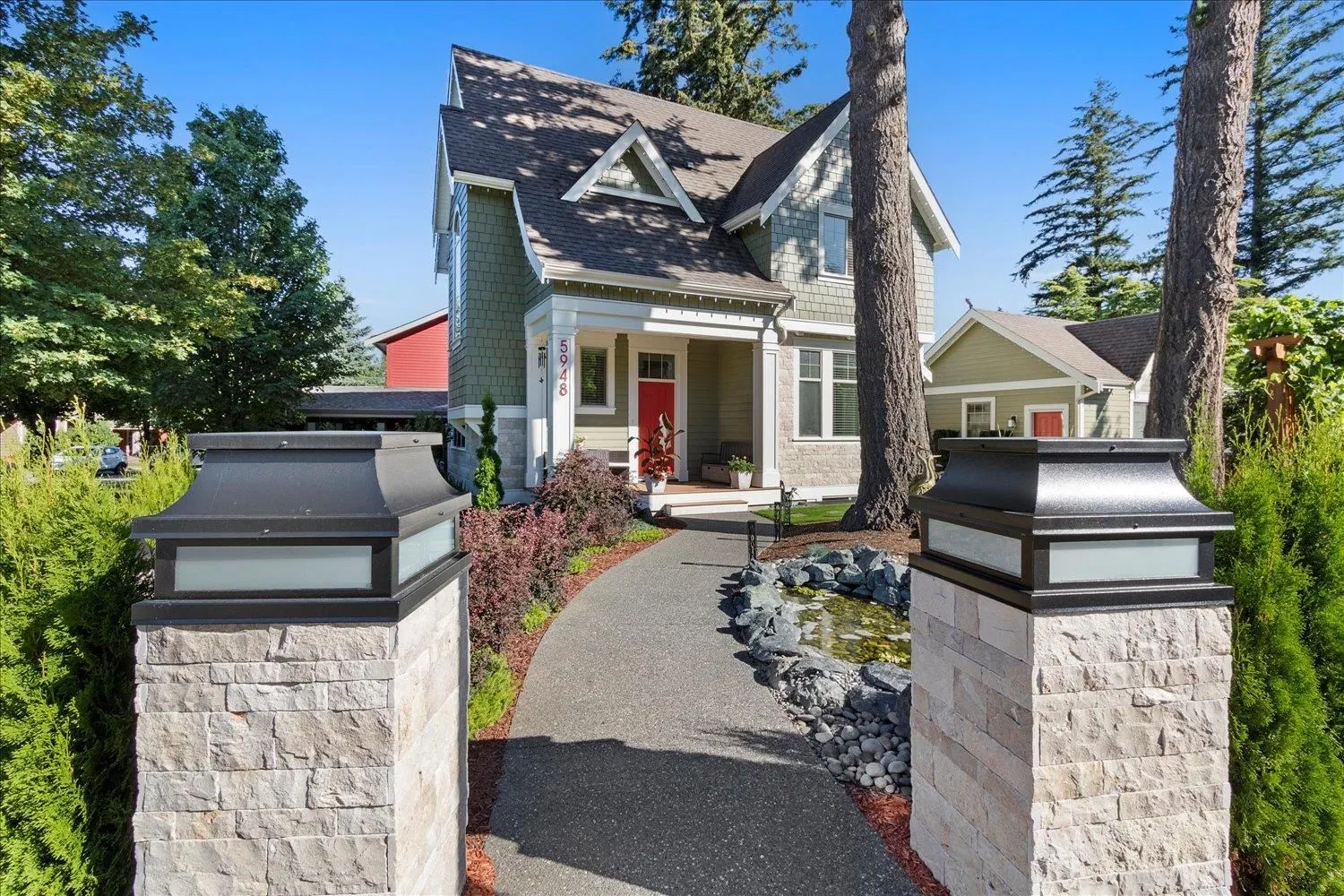 Photo 5 of 35 at 5948 Matsqui Street