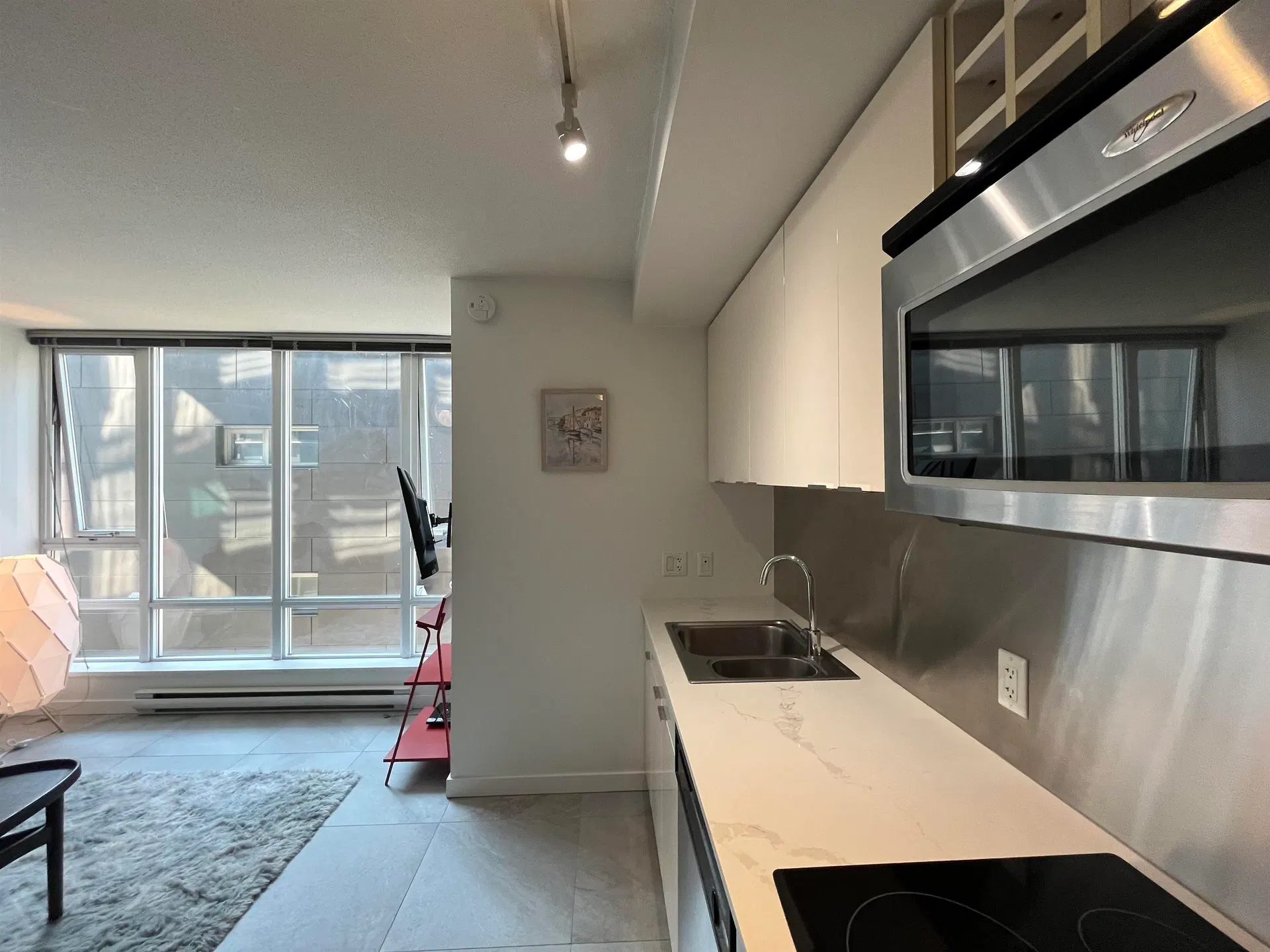 Photo 2 of 13 at #501 – 233 Robson Street