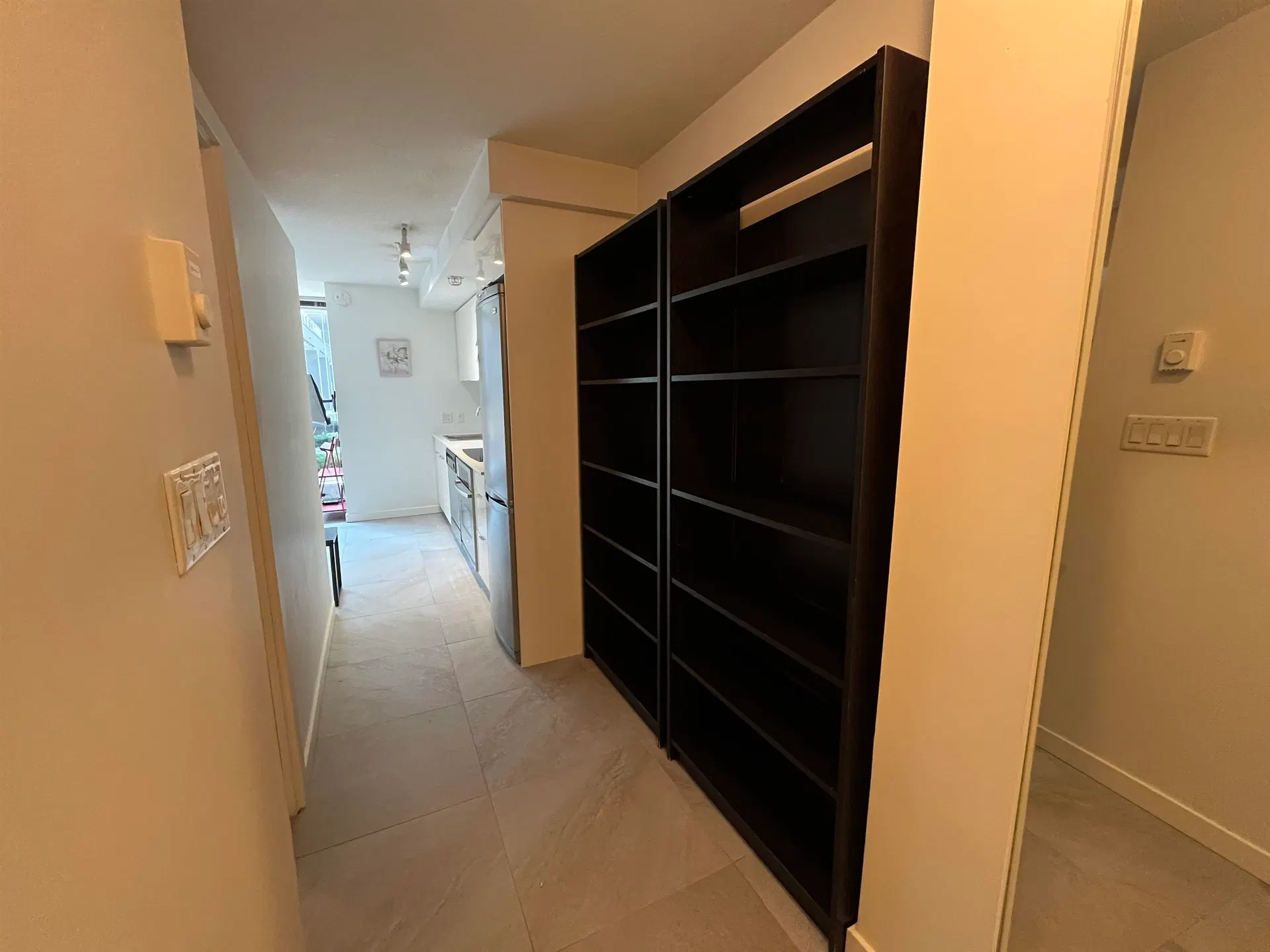 Photo 5 of 13 at #501 – 233 Robson Street