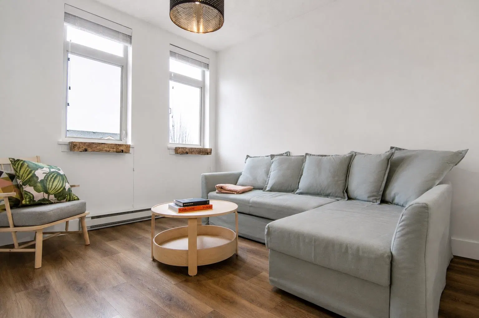Photo 2 of 10 at #305 – 7330 Arbutus Street