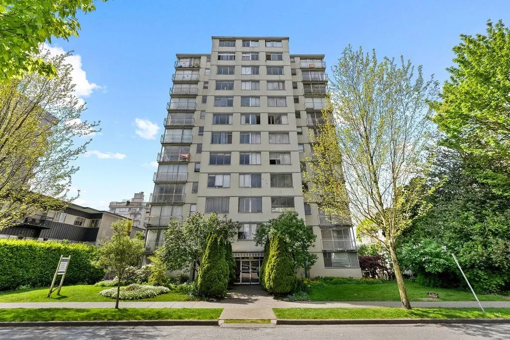 #203 – 1250 Burnaby Street