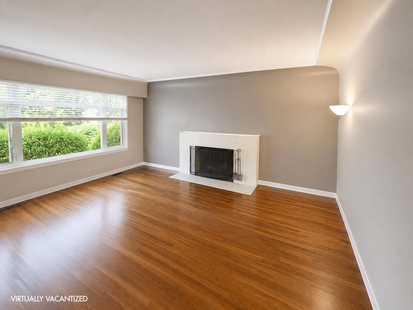 Photo 3 of 24 at 3144 E 18th Avenue