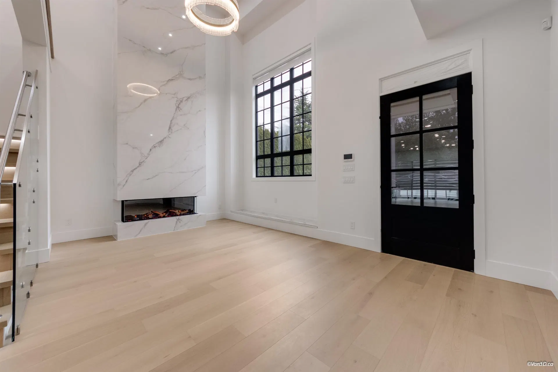 Photo 2 of 15 at 823 Cornell Avenue