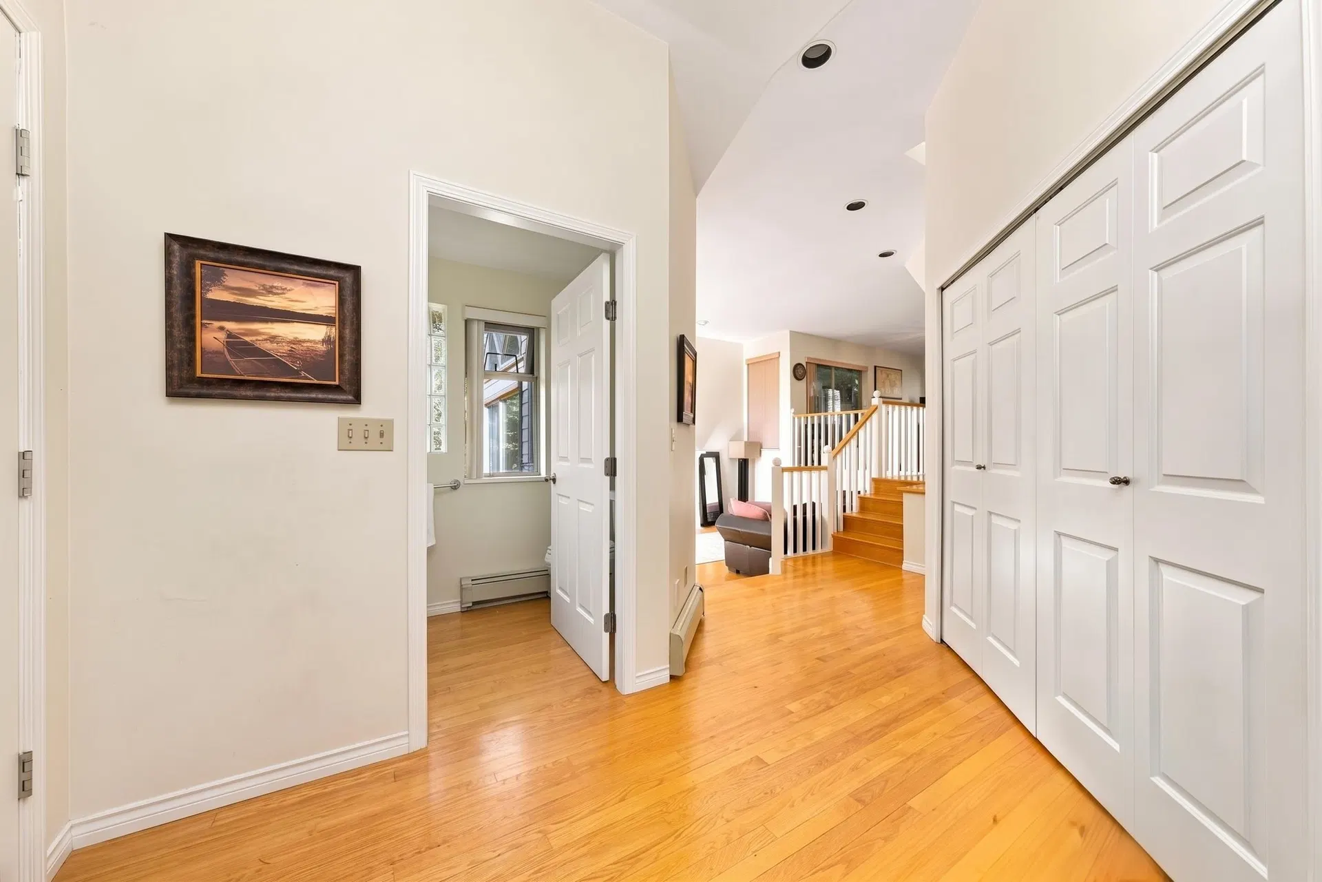 Photo 2 of 40 at 1523 Lawson Avenue