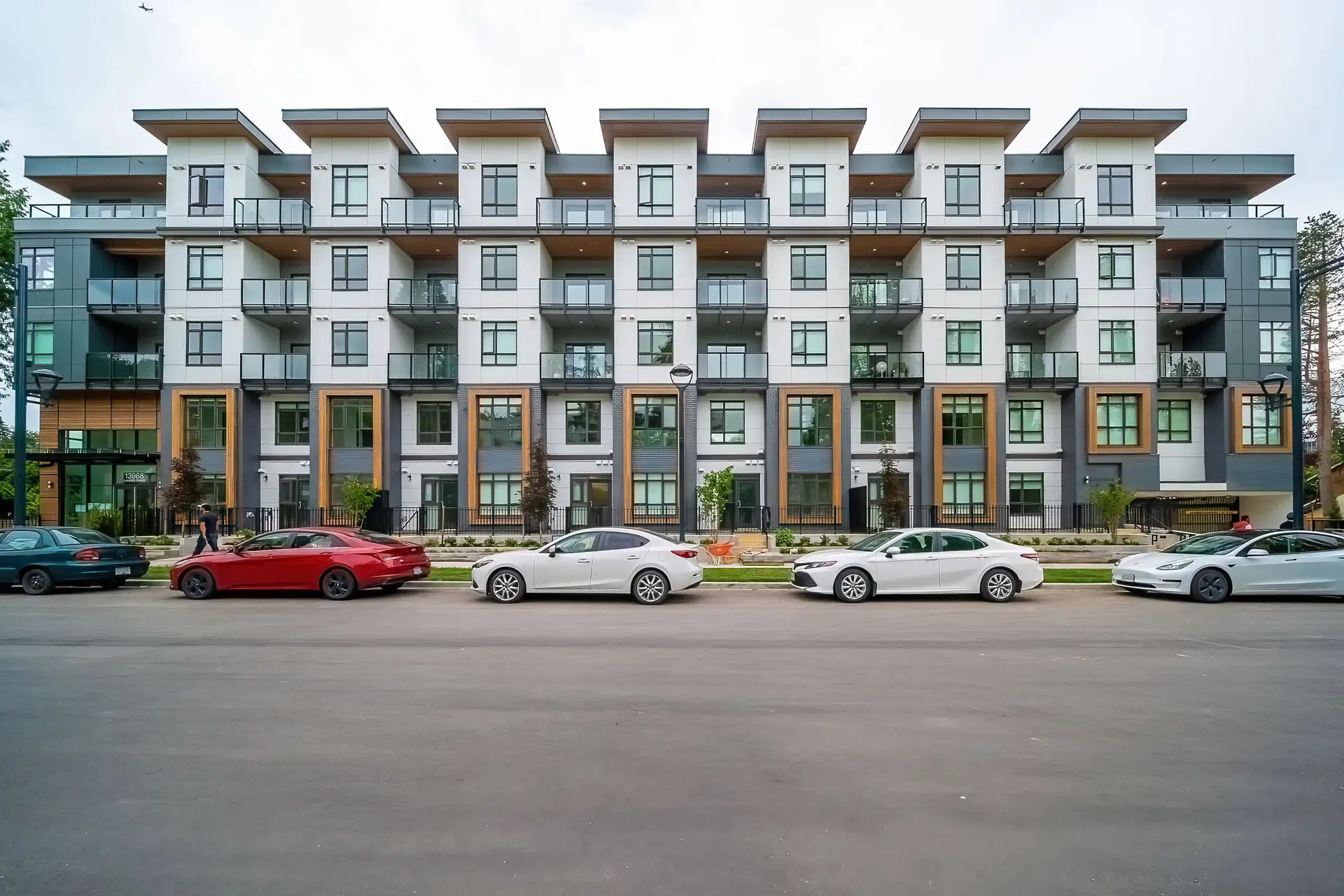 #520 – 13968 Laurel Drive