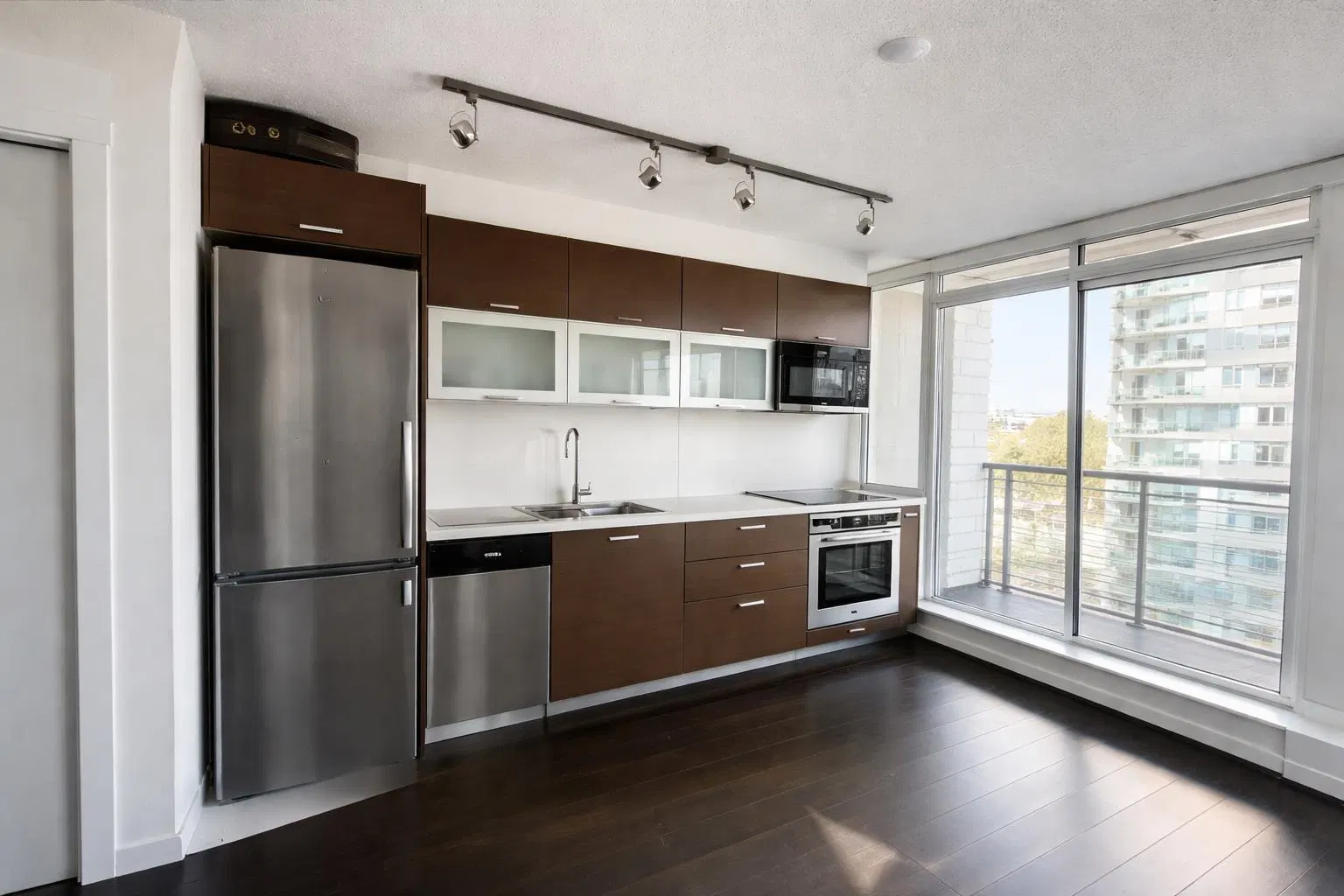 Photo 1 of 11 at #610 – 10777 University Drive
