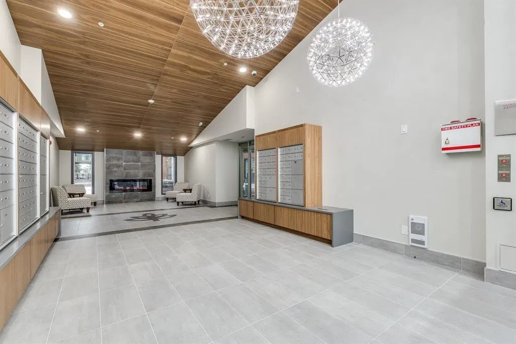 Photo 4 of 40 at #218 – 11507 84 Avenue