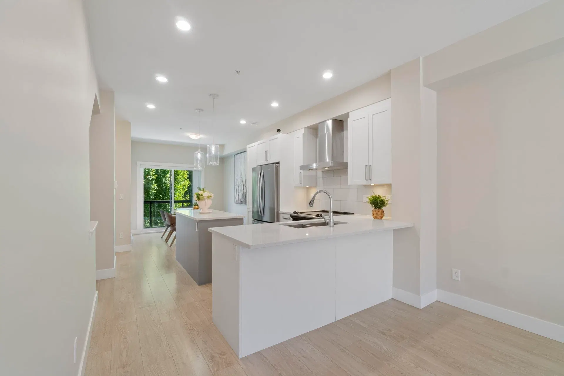 Photo 4 of 20 at #110 – 20498 82 Avenue