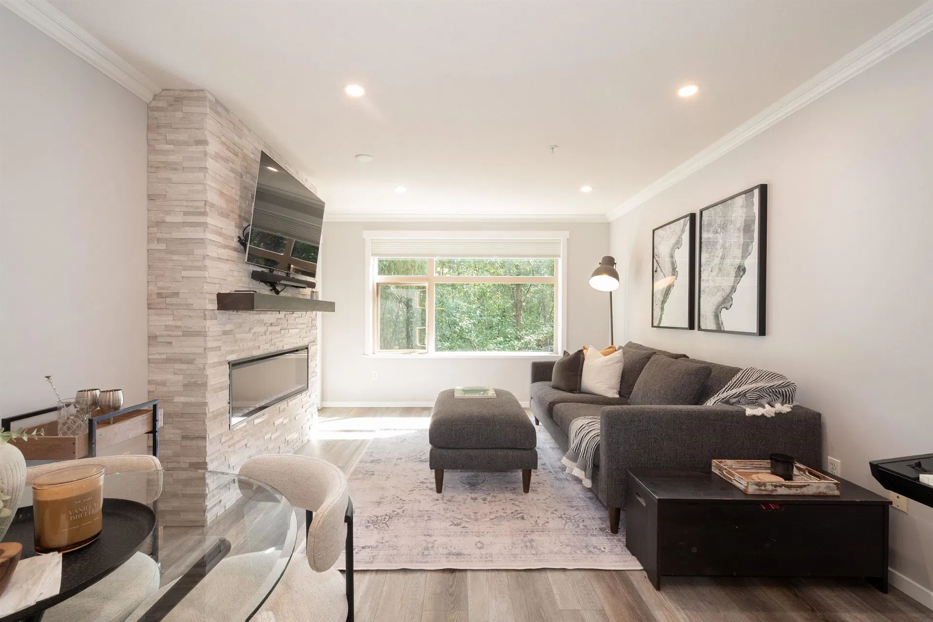 Photo 3 of 40 at #204 – 300 Klahanie Drive