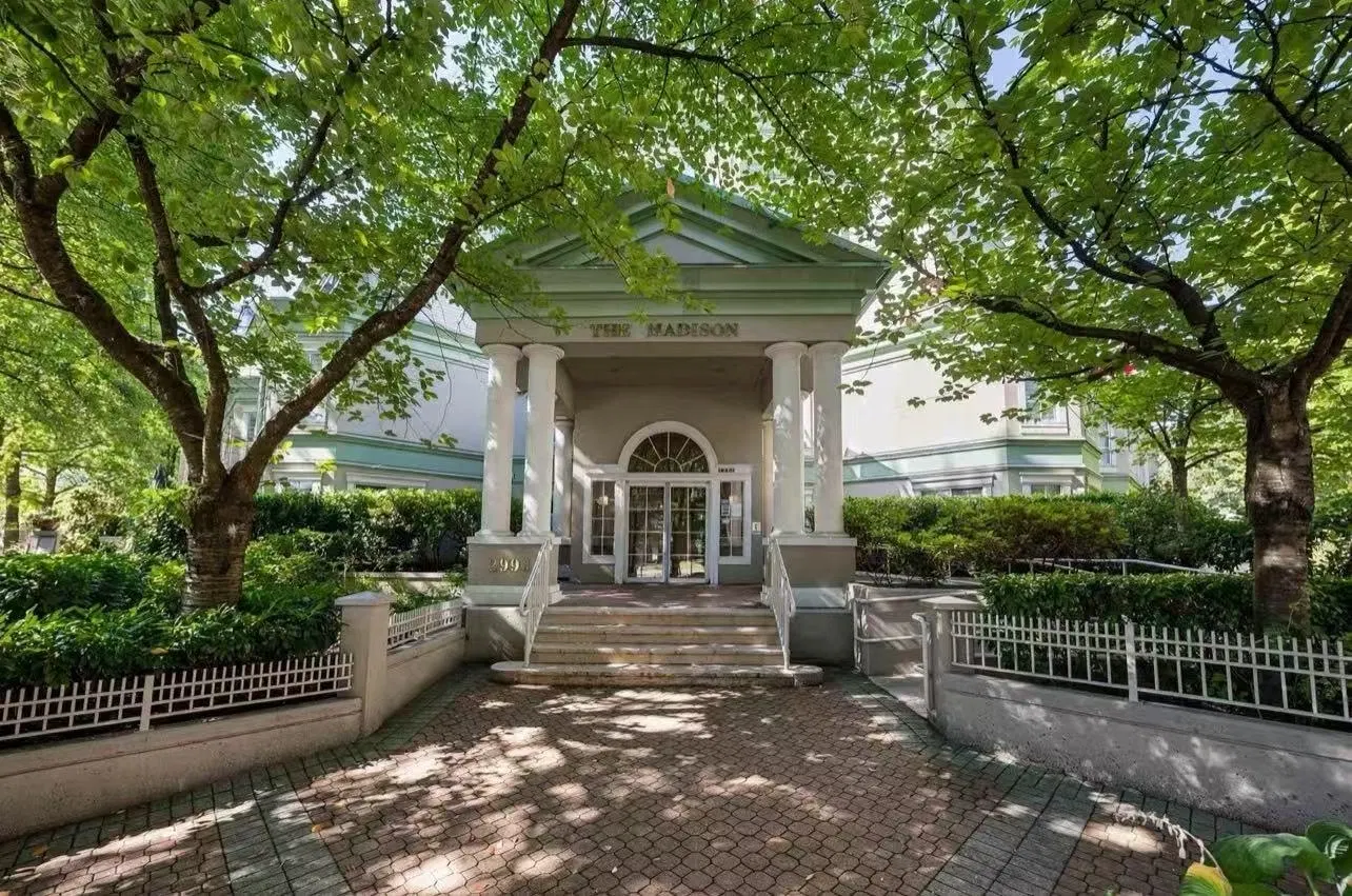 Photo 1 of 5 at #111 – 2990 Princess Crescent