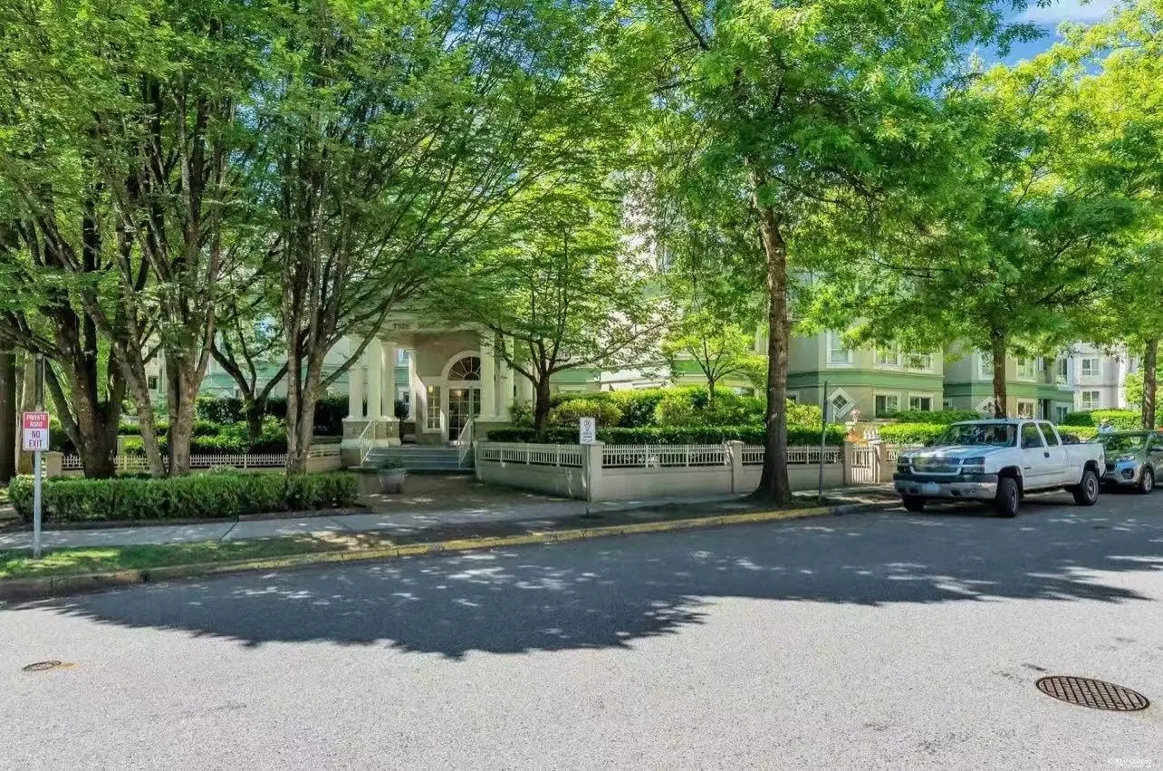 Photo 2 of 5 at #111 – 2990 Princess Crescent