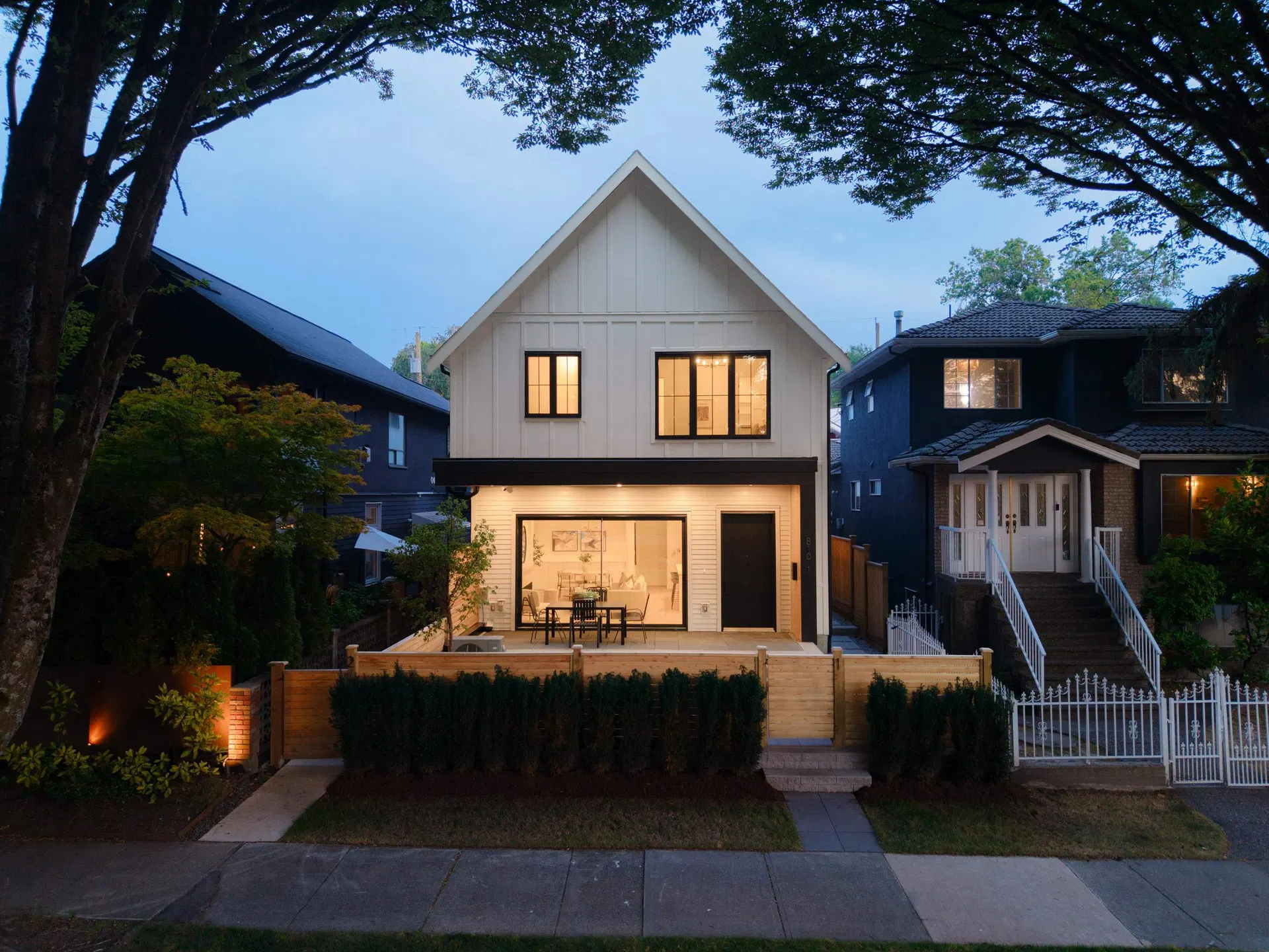 Photo 2 of 21 at #1 – 810 E 22nd Avenue