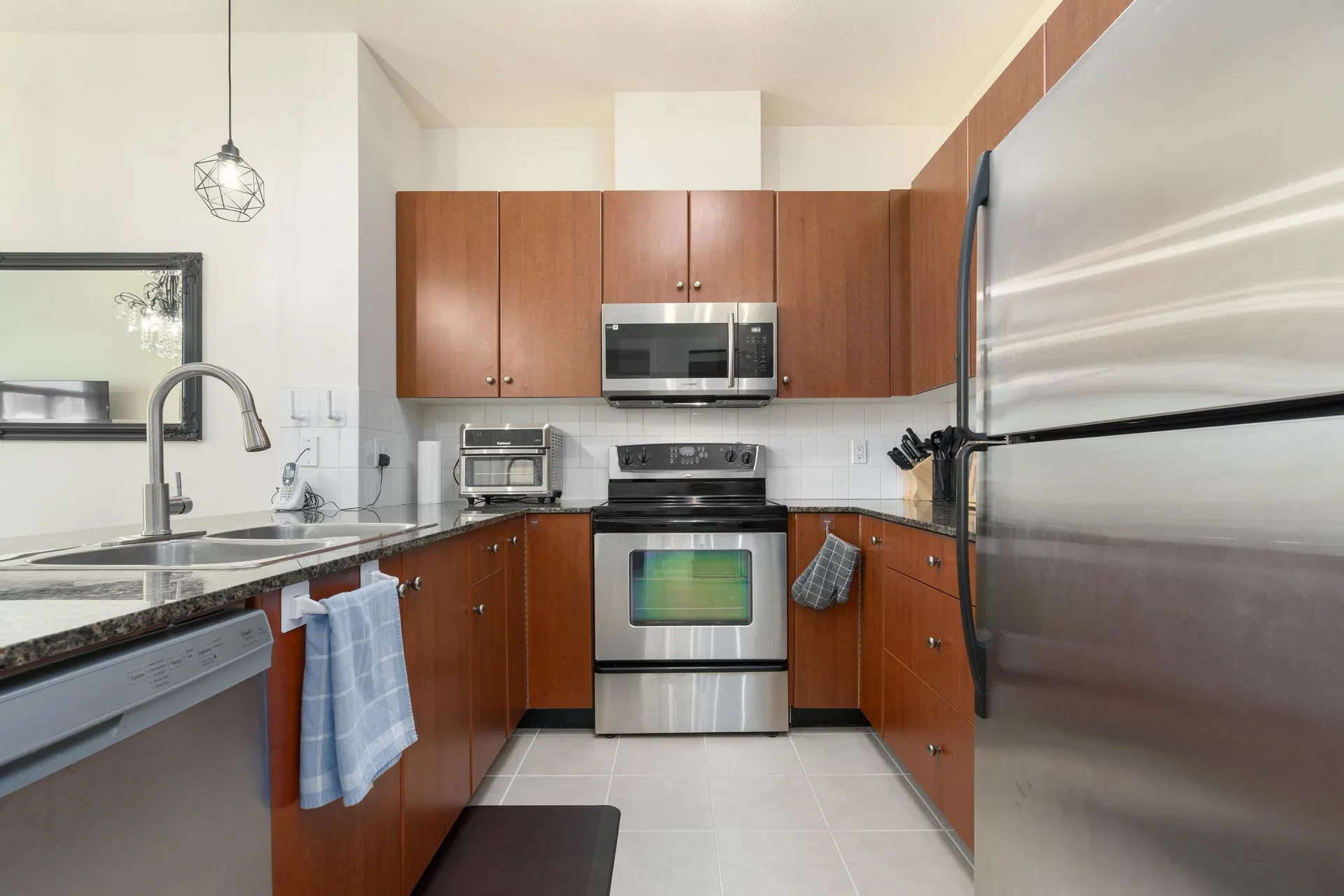 Photo 4 of 37 at #418 – 10180 153 Street