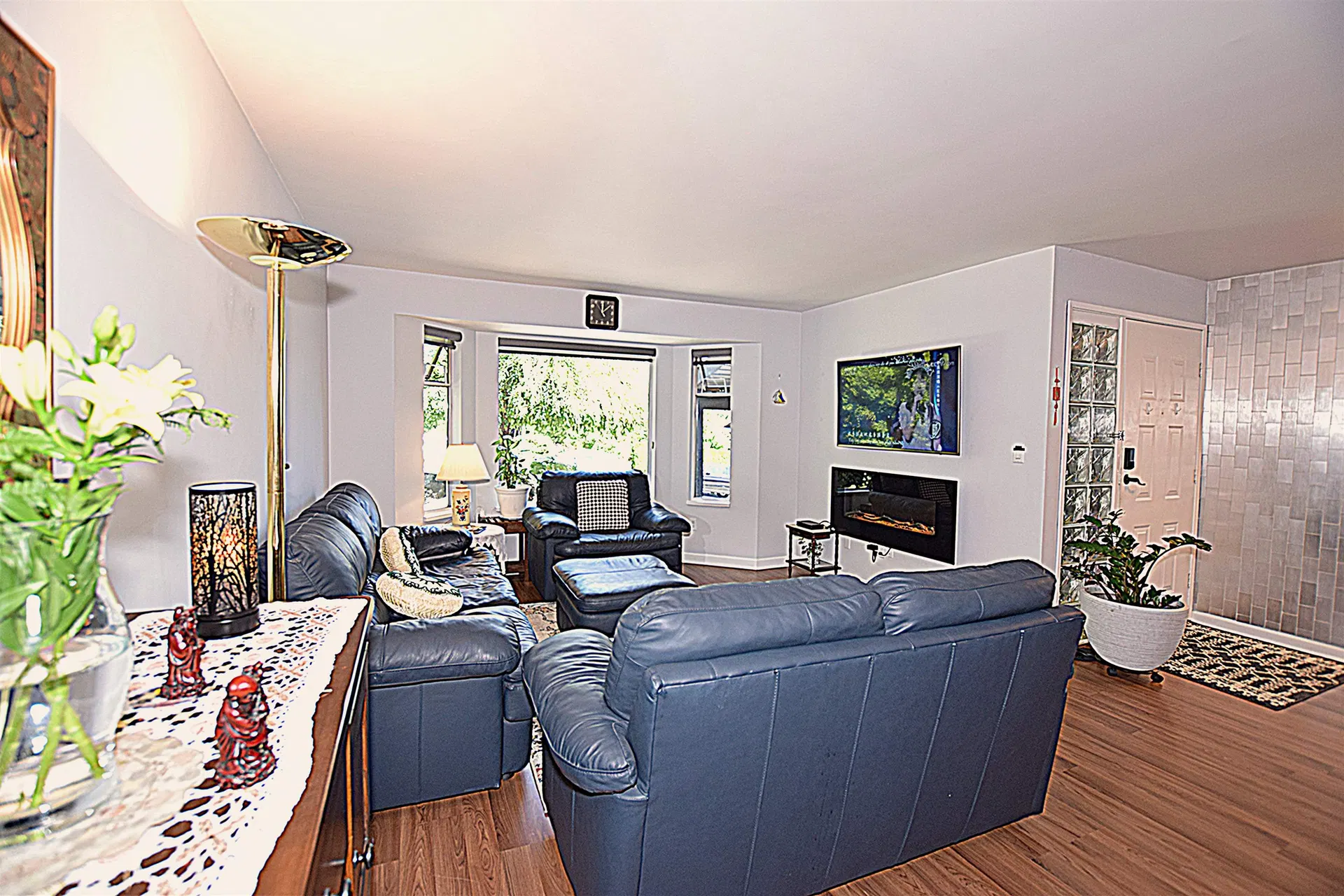 Photo 2 of 24 at 2904 Tatla Place