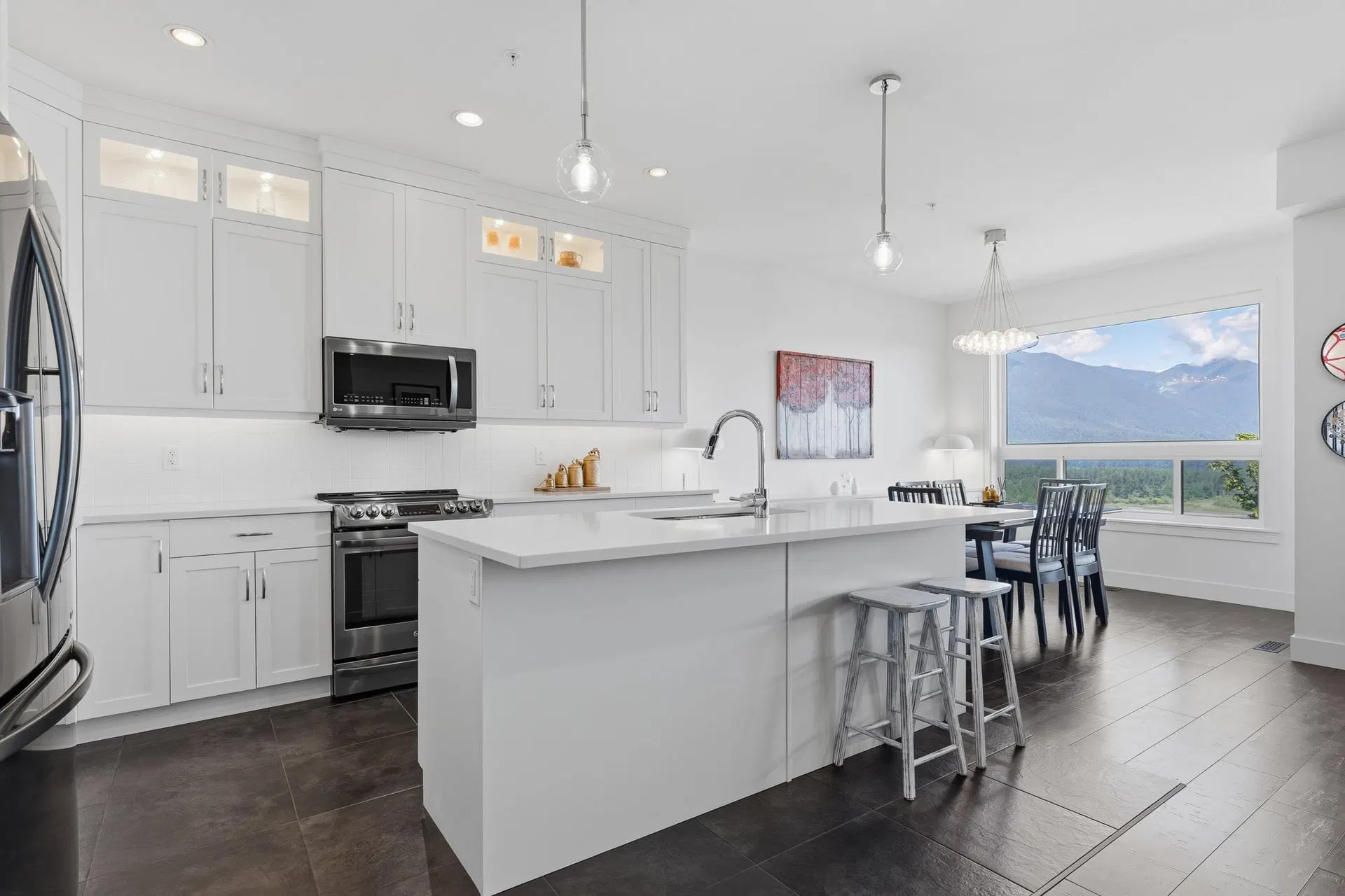 Photo 3 of 40 at #60 – 43685 Chilliwack Mountain Road