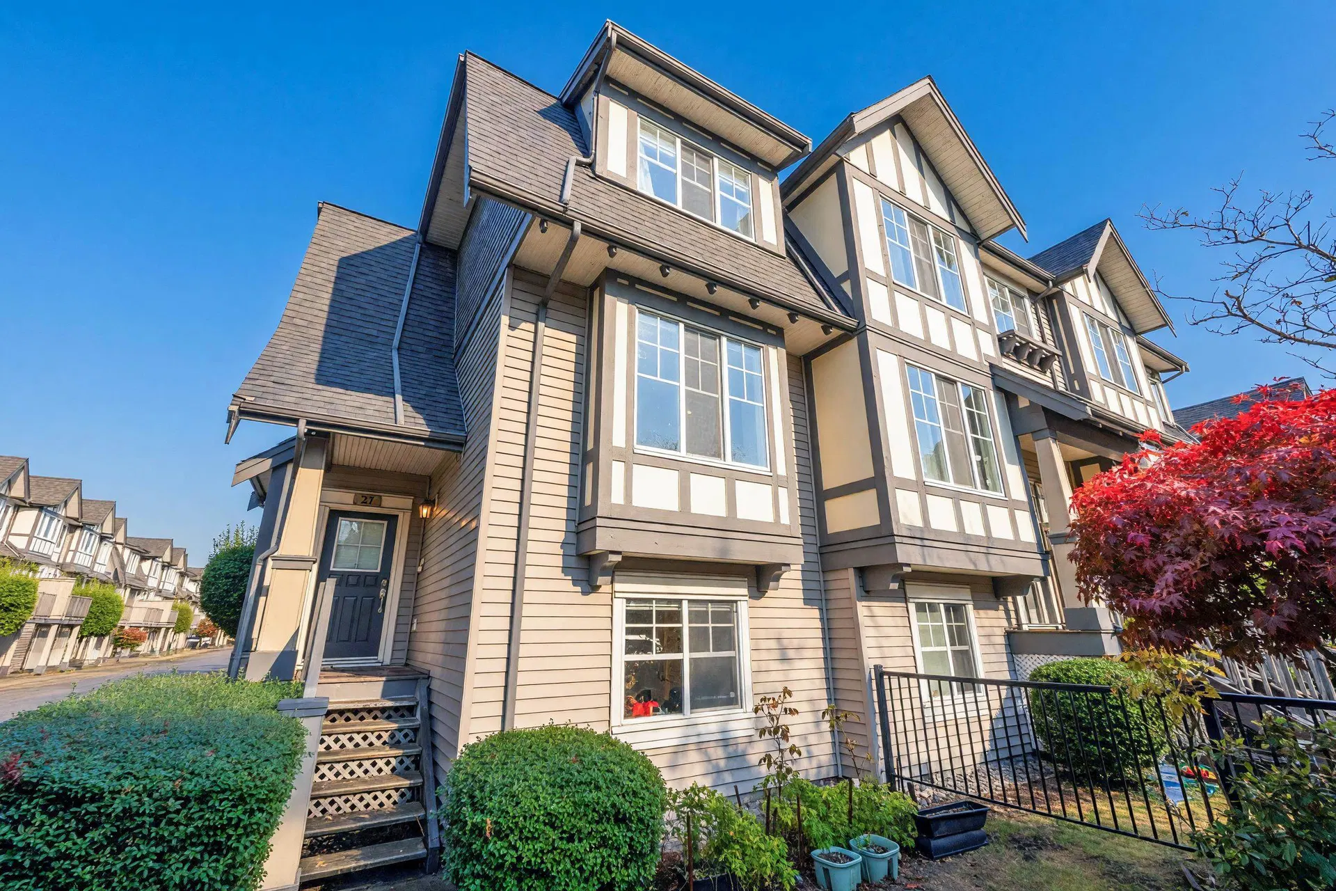 Photo 2 of 31 at #27 – 7331 Heather Street
