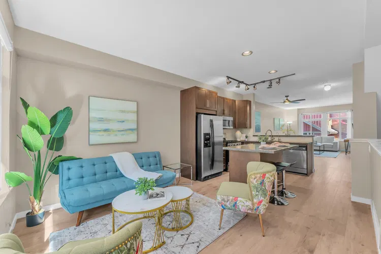 Photo 5 of 39 at #16 – 15151 34 Avenue