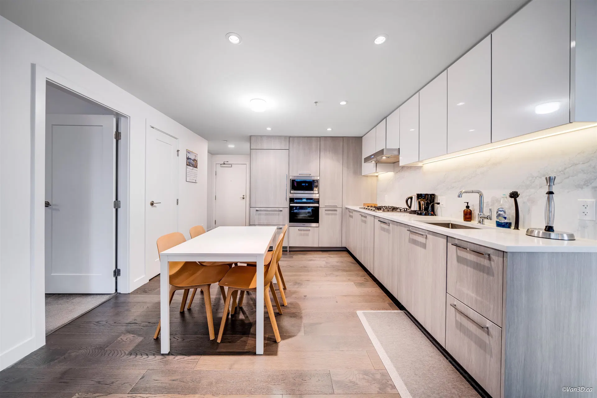 Photo 4 of 32 at #912 – 8160 Mcmyn Way