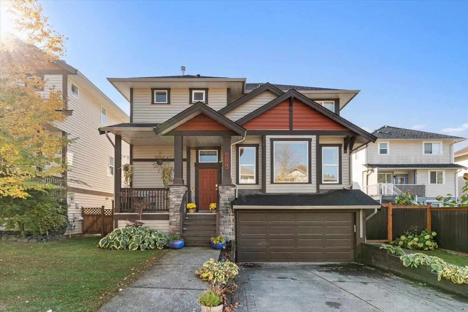 5206 Bridlewood Drive