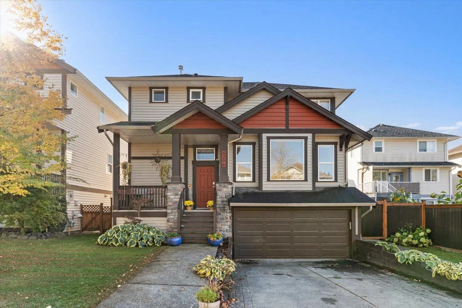 Photo 1 of 40 at 5206 Bridlewood Drive