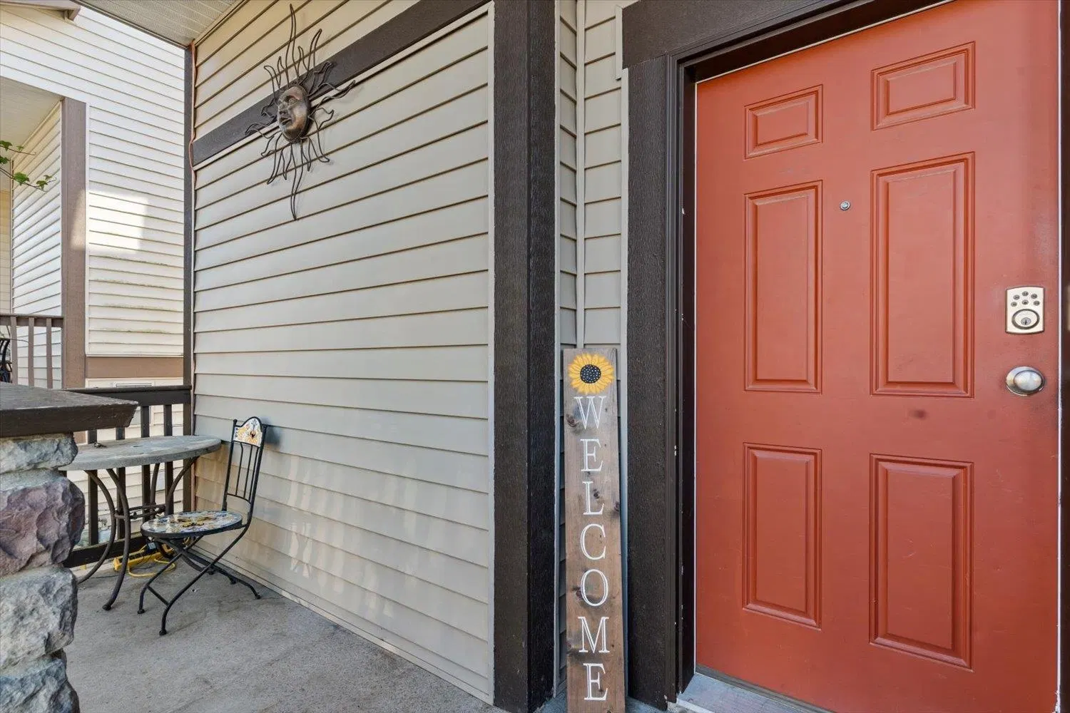 Photo 5 of 40 at 5206 Bridlewood Drive