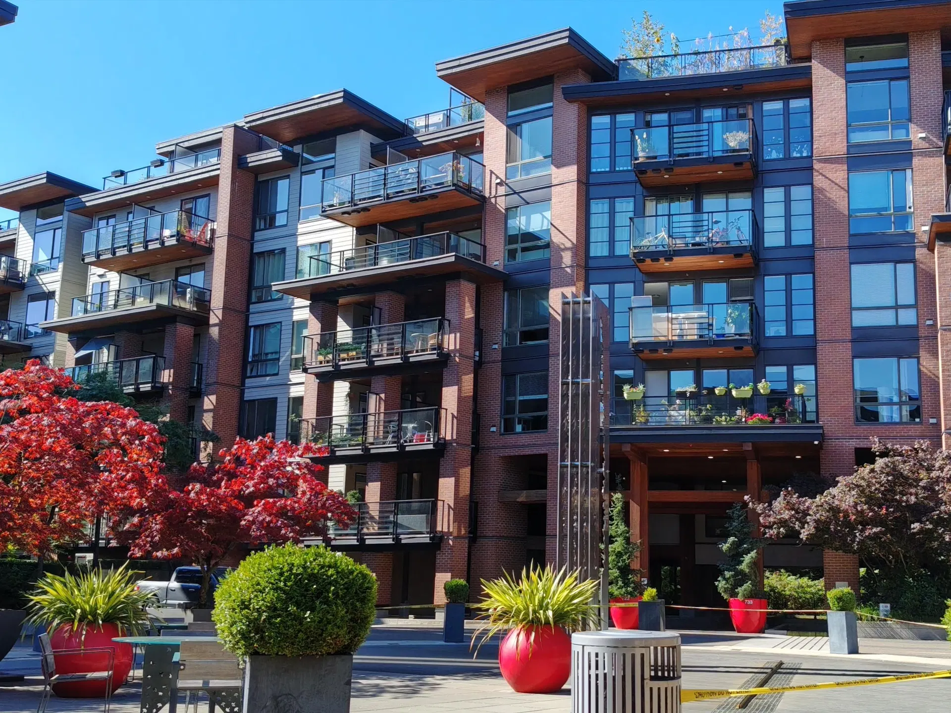 Photo 1 of 1 at #226 – 723 W 3rd Street