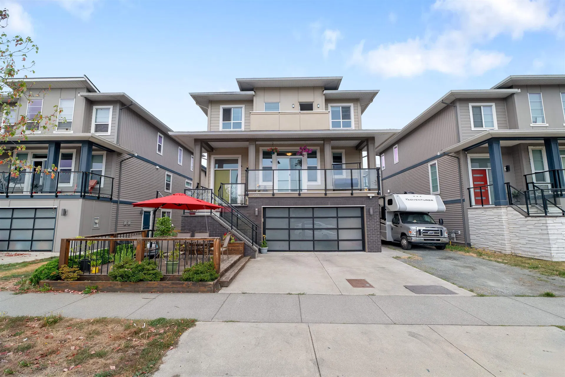 Photo 1 of 40 at 45582 Meadowbrook Drive