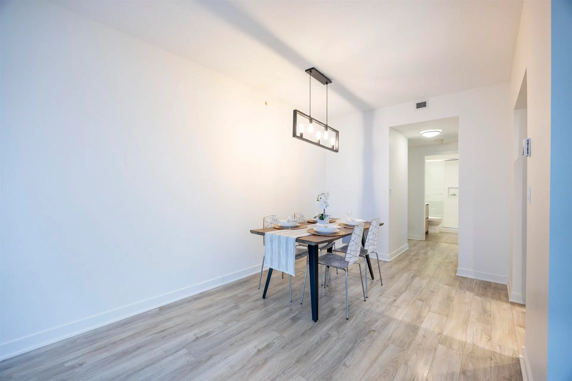 Photo 5 of 28 at #902 – 8940 University Crescent