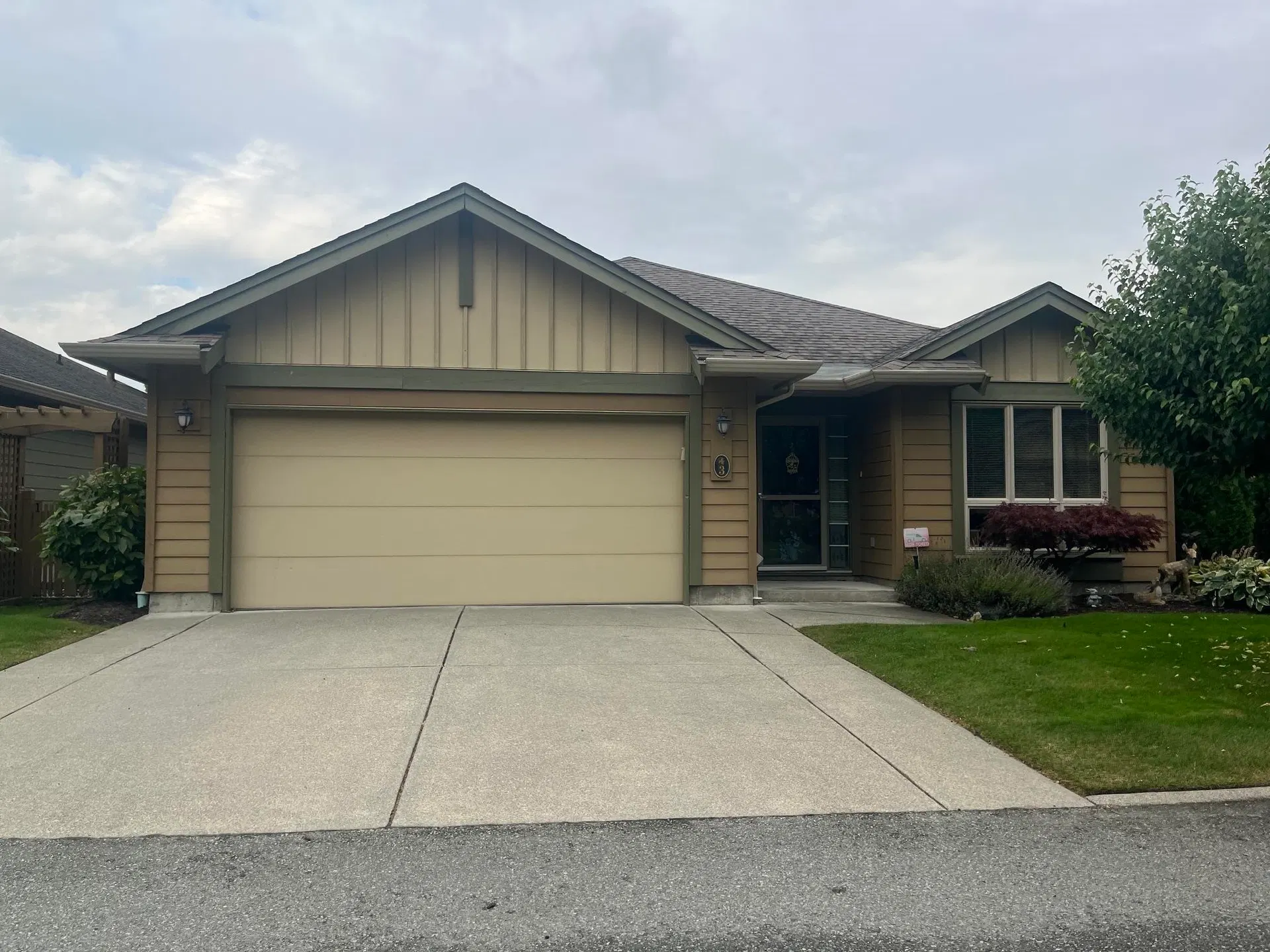Photo 2 of 20 at #3 – 46000 Thomas Road