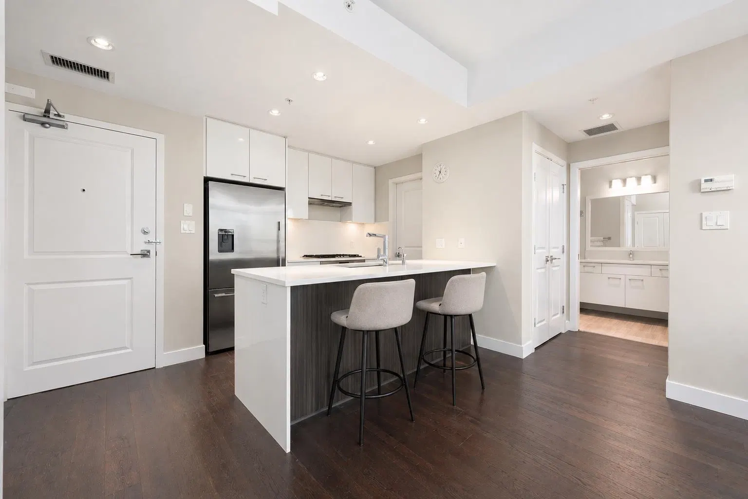 Photo 3 of 13 at #205 – 6383 Cambie Street