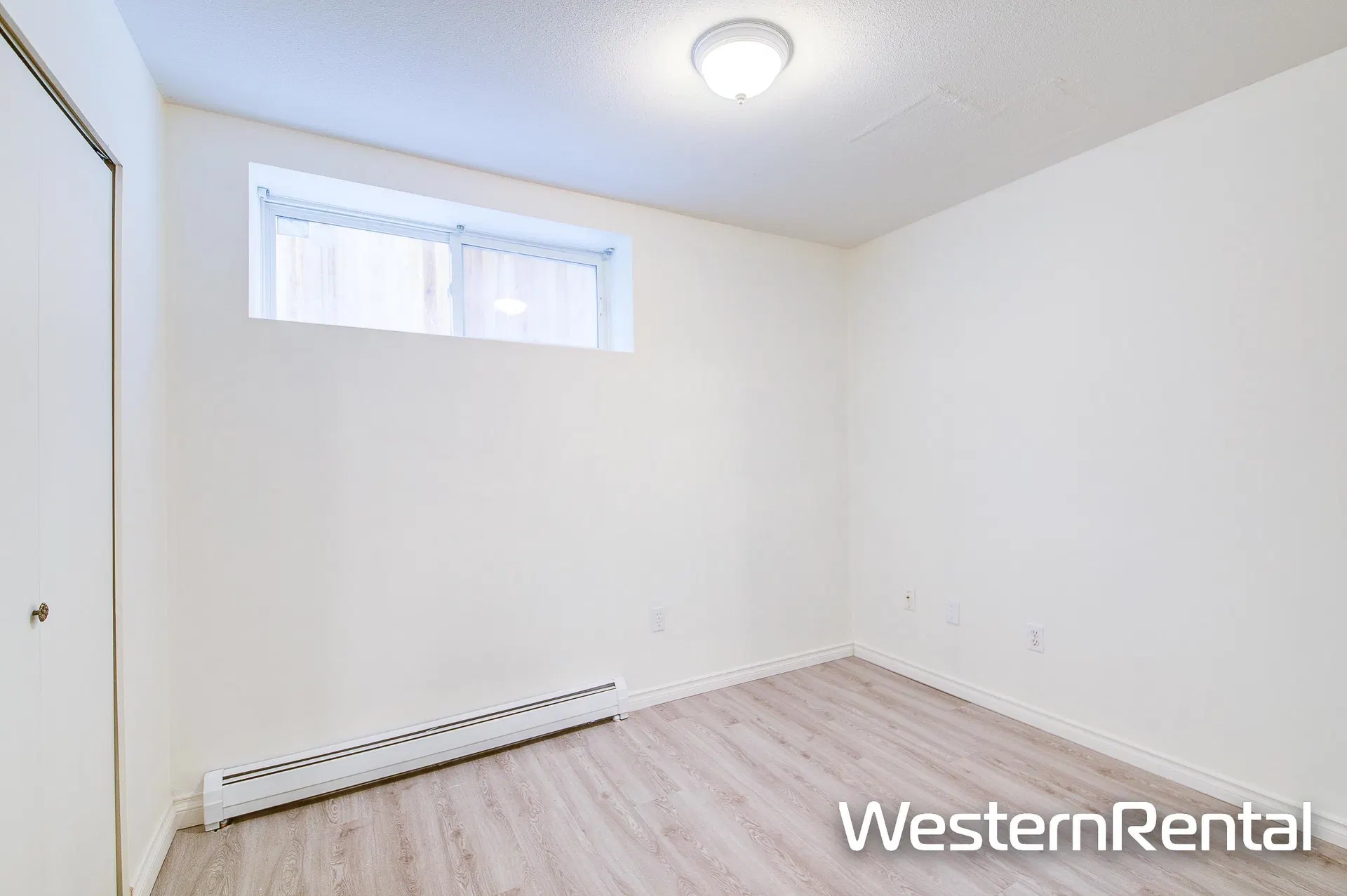 Photo 5 of 8 at Bsmt – 11028 162a Street
