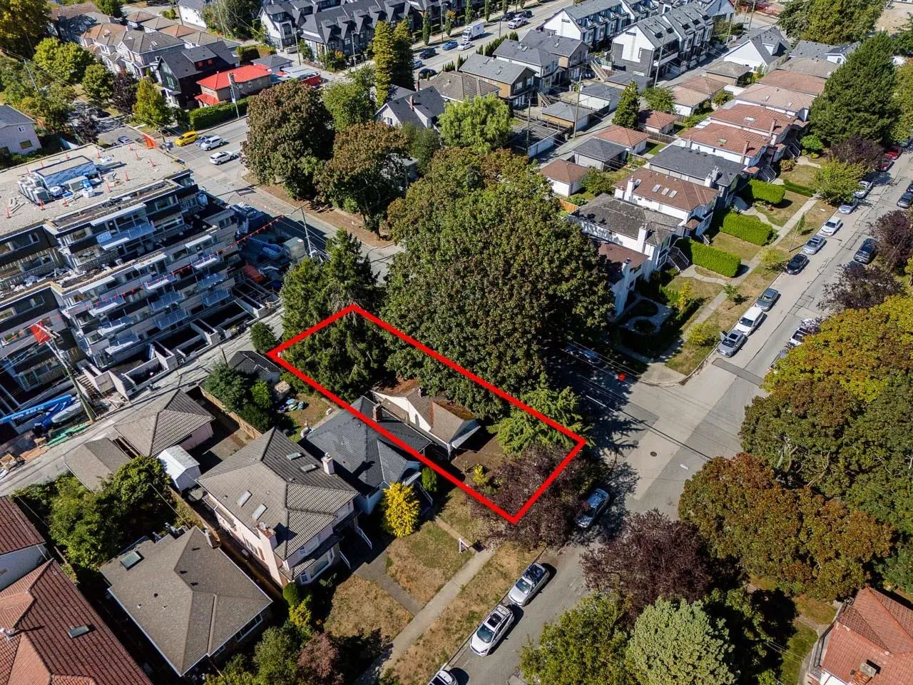 Photo 2 of 22 at 970 W 64th Avenue