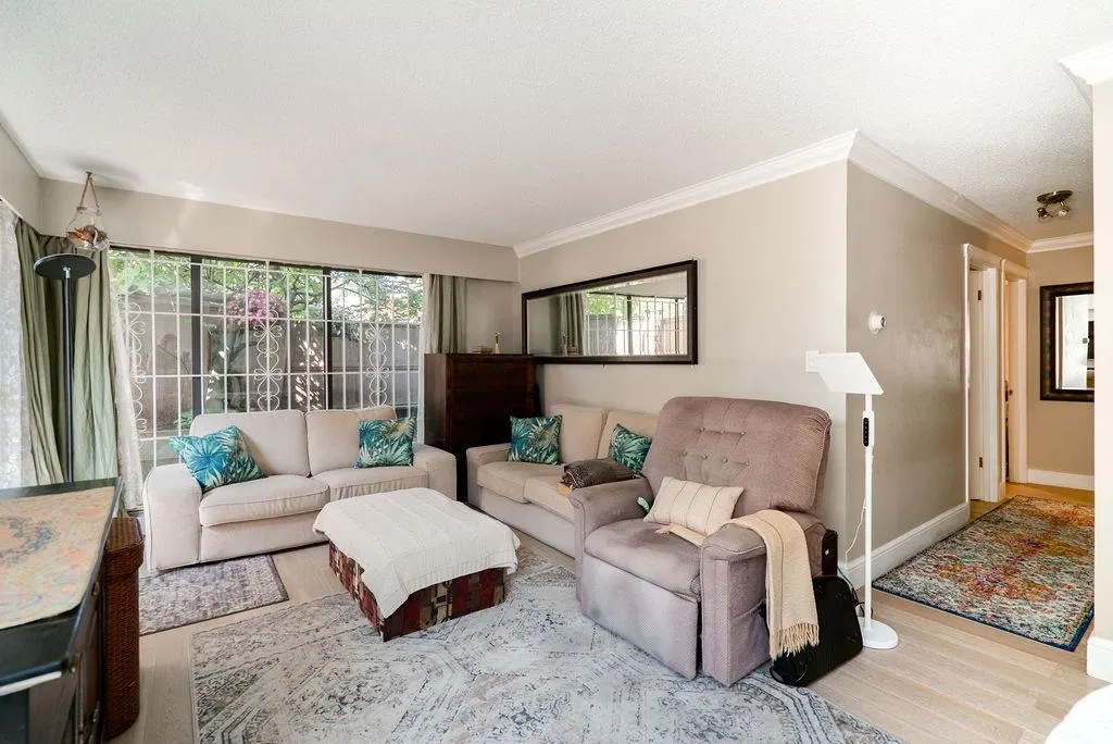 Photo 4 of 38 at #102 – 2190 W 8th Avenue