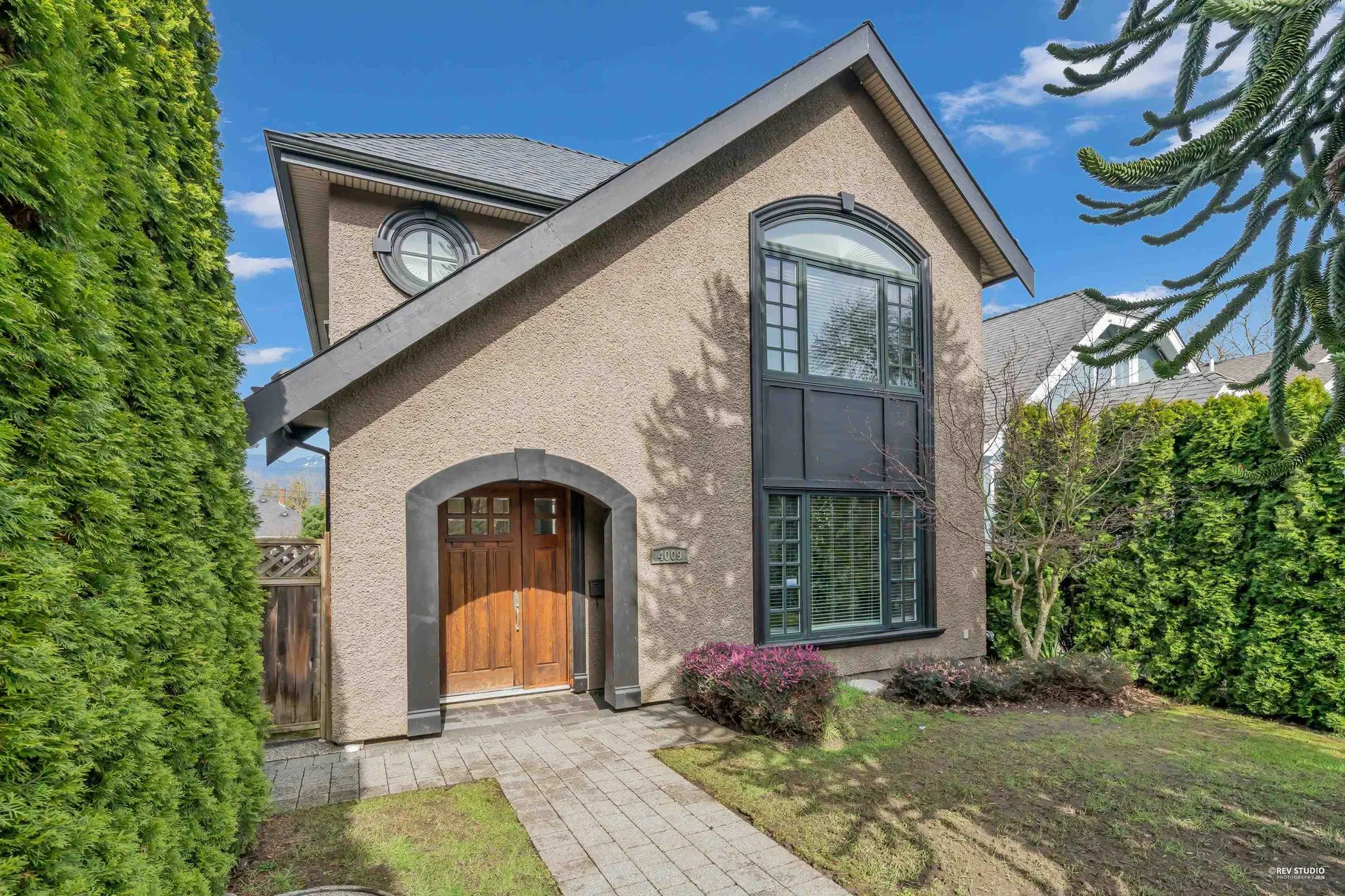 Photo 1 of 40 at 4009 W 11th Avenue