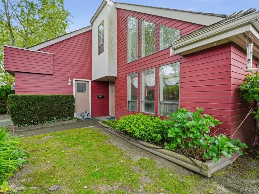Photo 5 of 25 at 9144 Evancio Crescent