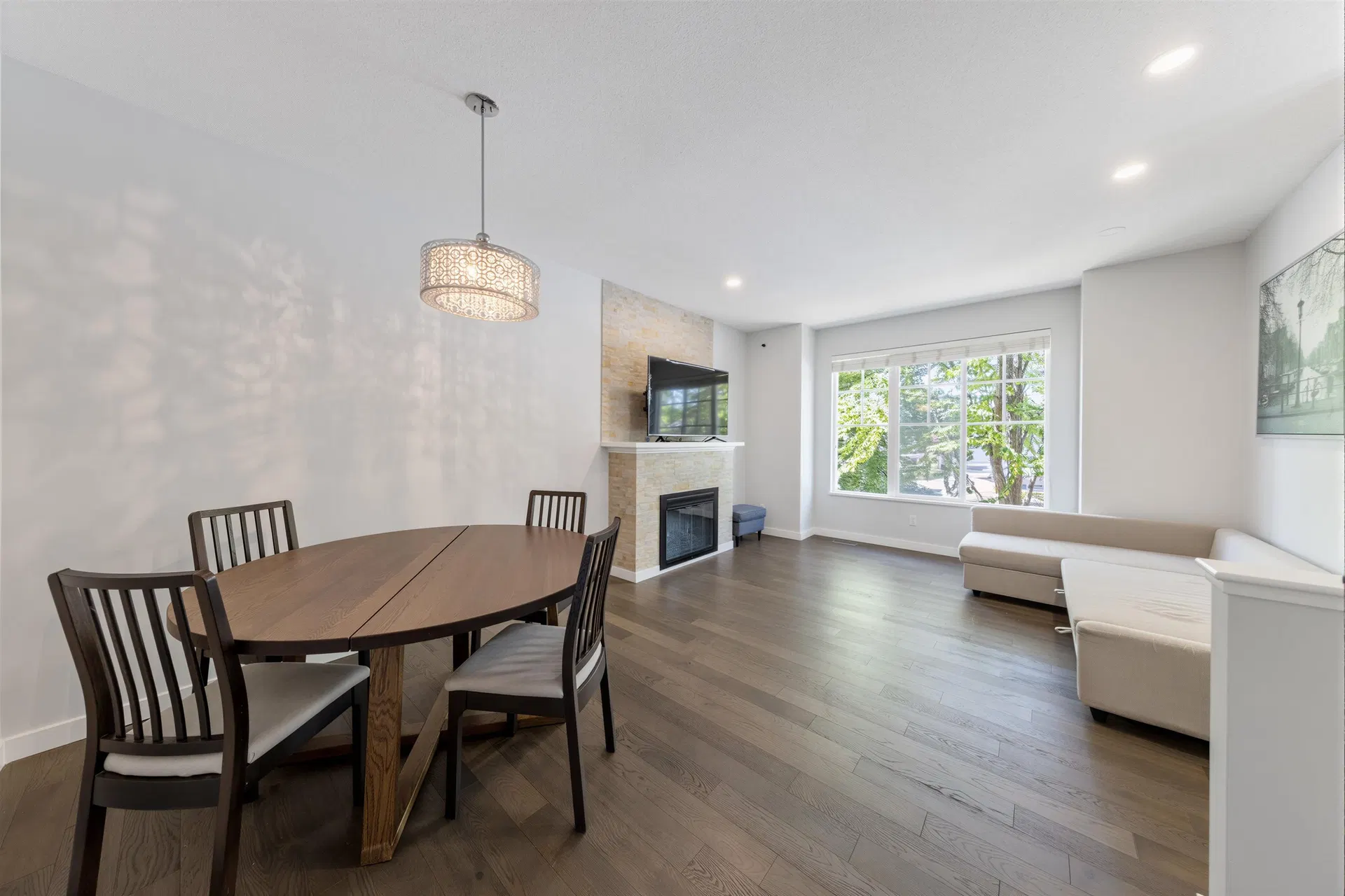 Photo 5 of 30 at #44 – 7233 Heather Street