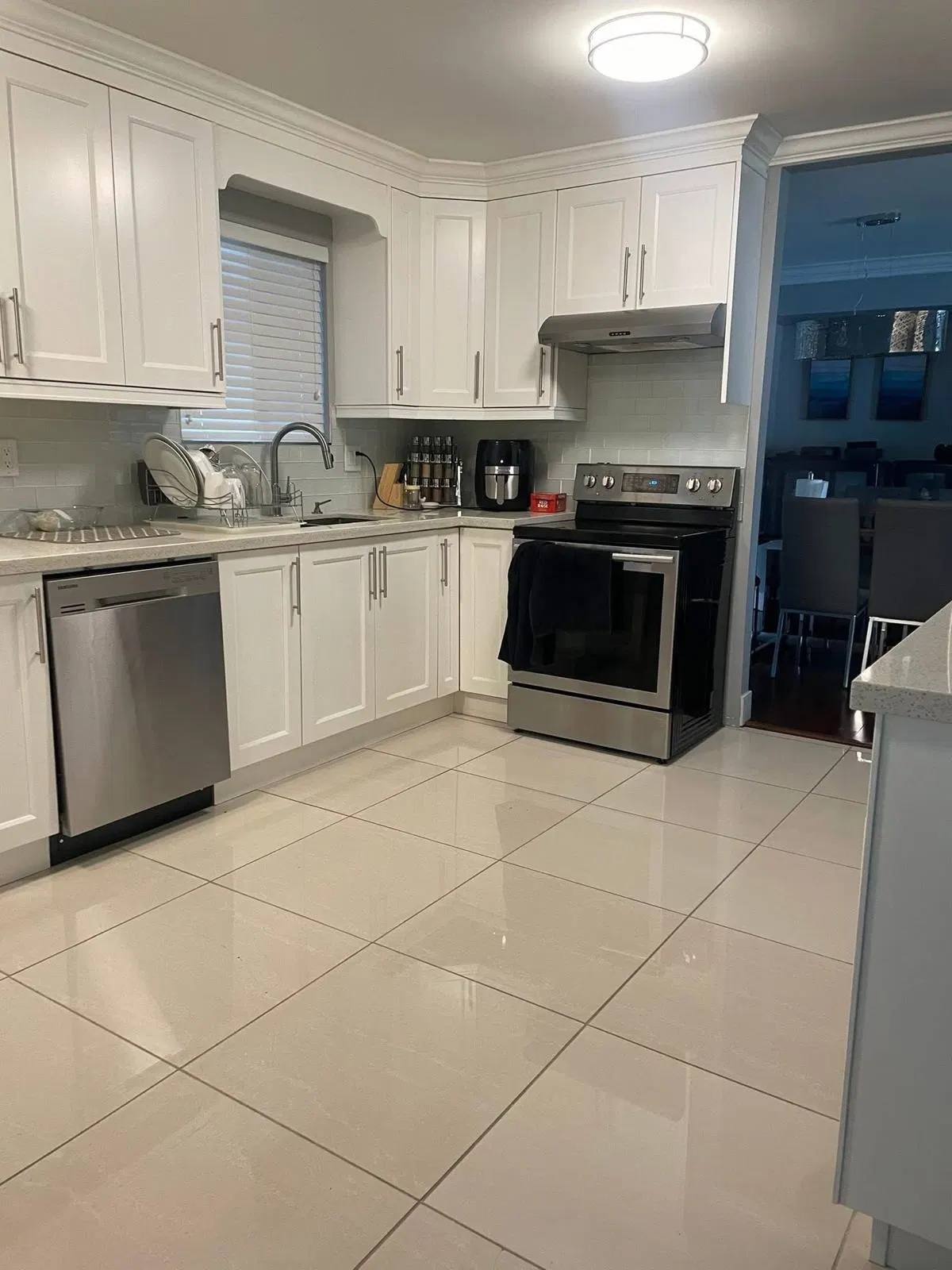 Photo 5 of 14 at 20298 50 Avenue