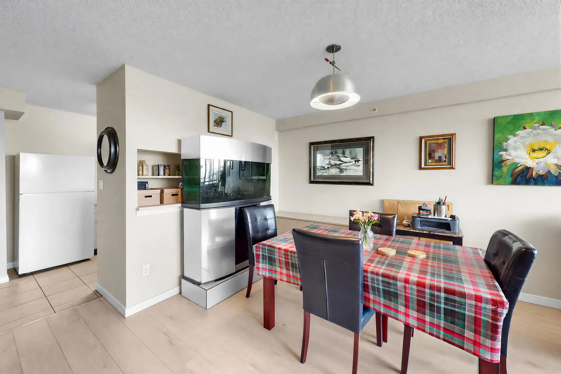 Photo 4 of 12 at #1602 – 1148 Heffley Crescent