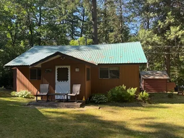 B10 – 65443 Emory Creek Road