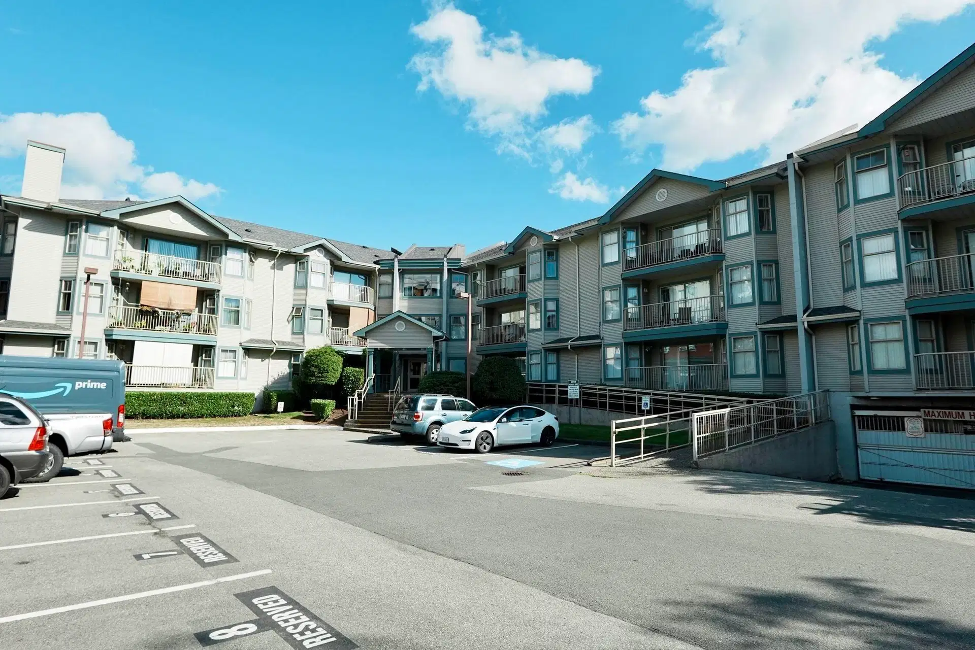 #313 – 10756 138 Street