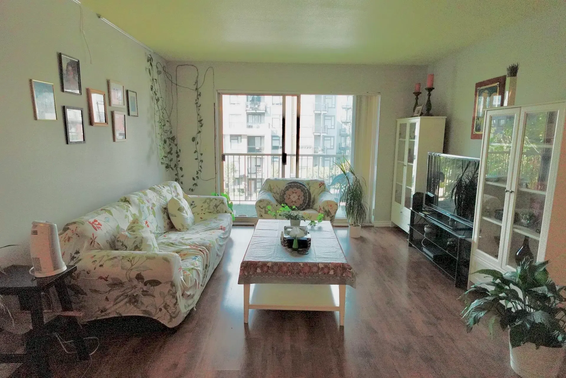 Photo 3 of 9 at #313 – 10756 138 Street