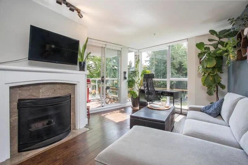 Photo 2 of 35 at #211 – 8460 Jellicoe Street